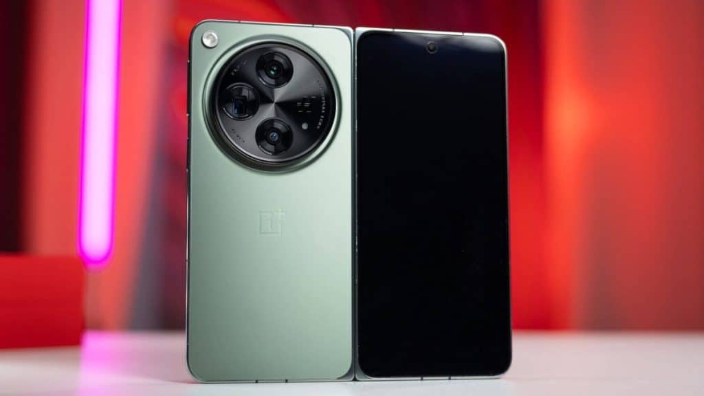 Samsung Galaxy Z Fold 7 vs. OnePlus Open 2: câmeras de 50MP, bateria de 5900mAh!