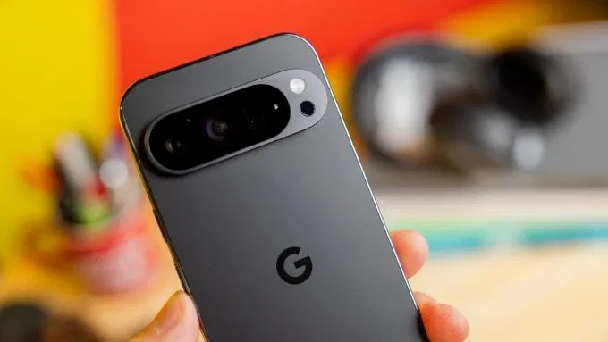 Nokia Zeno vs. Google Pixel 10: 18 GB de RAM, bateria de 17300 mAh!